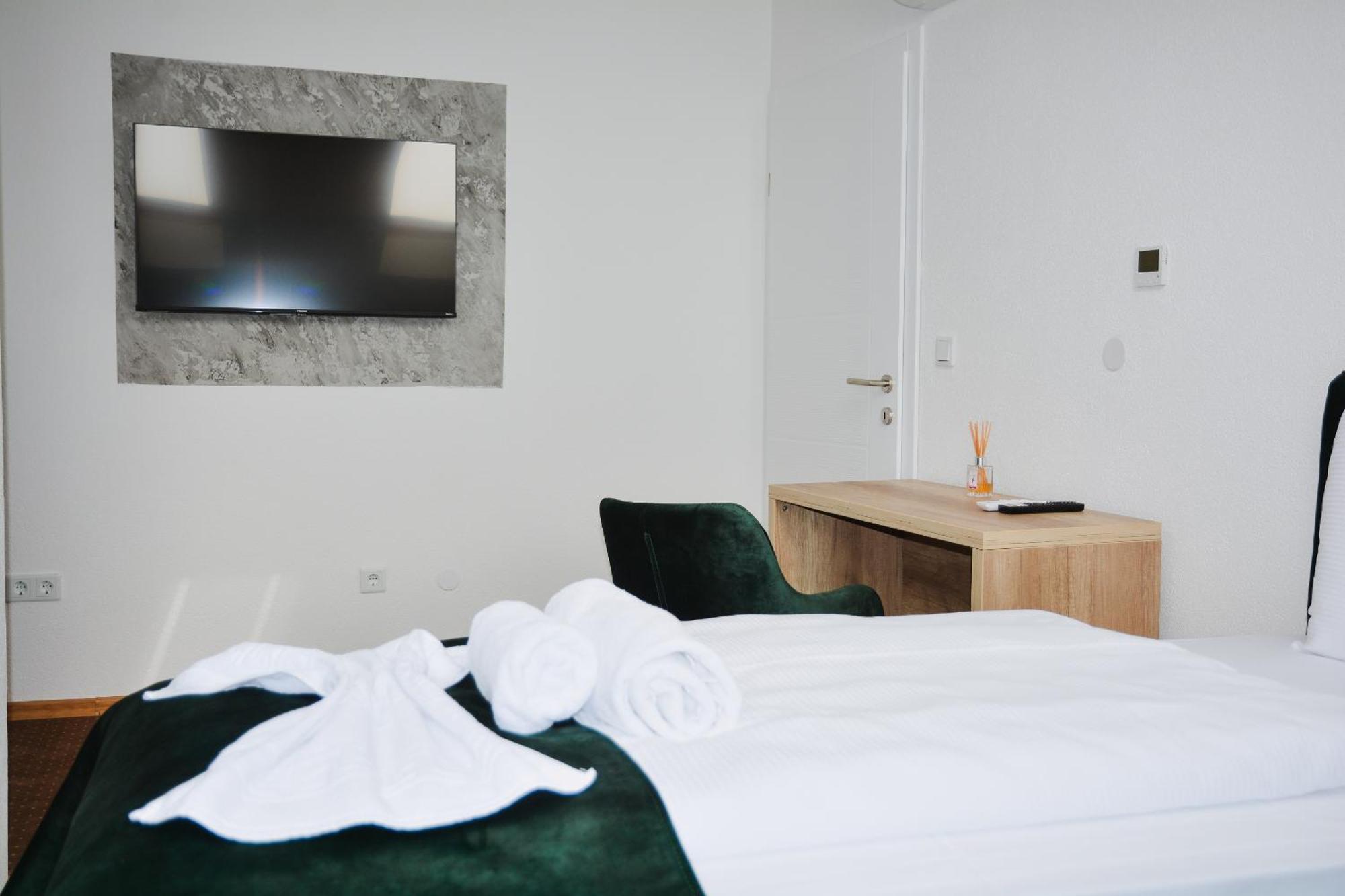 Hotel Divanhana Brcko Exterior photo